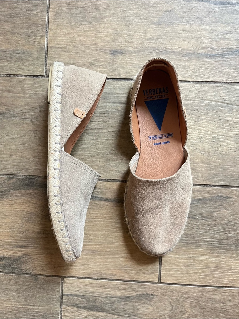 Verbenas tan suede flats 40 or 10